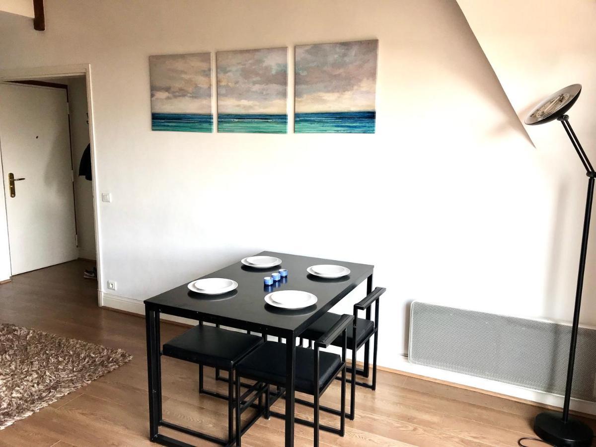 Appartement 3 Chambres Avec Roof Top A 5 Mn De La Plage 多维尔 外观 照片
