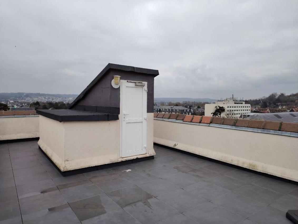 Appartement 3 Chambres Avec Roof Top A 5 Mn De La Plage 多维尔 外观 照片